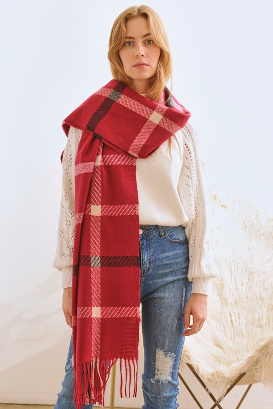 CHECKERED WINTER SCARF