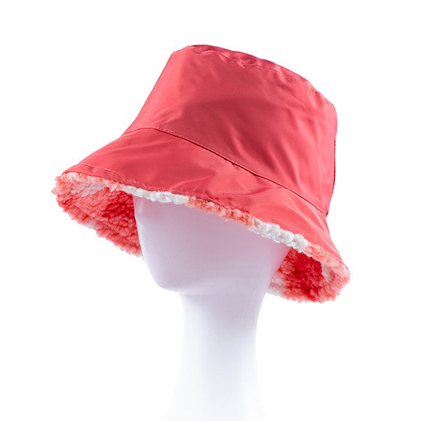 REVERSIBLE WINTER BUCKET HAT